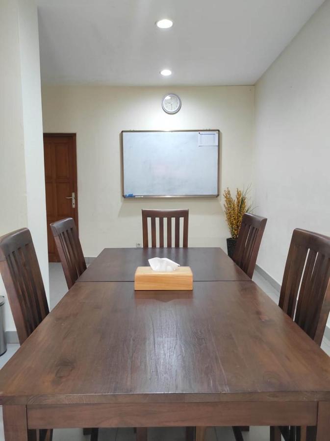 Jambuluwuk Residence Blok M Джакарта Экстерьер фото